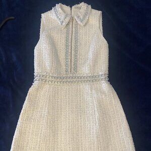 Alice Olivia White Dress, size 6, stacey bendet sheath dress sleeveless